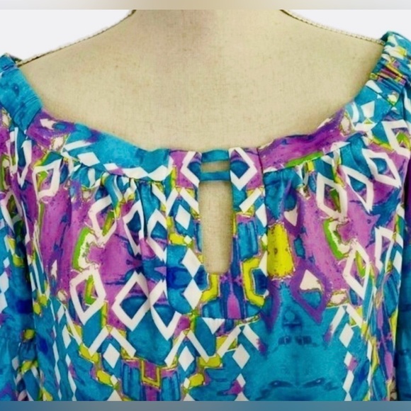 NWOT ❤️SALE❤️ 100% Silk Alice & Trixie/Stitch Fix Top. GORGEOUS COLORS! - Picture 4 of 16